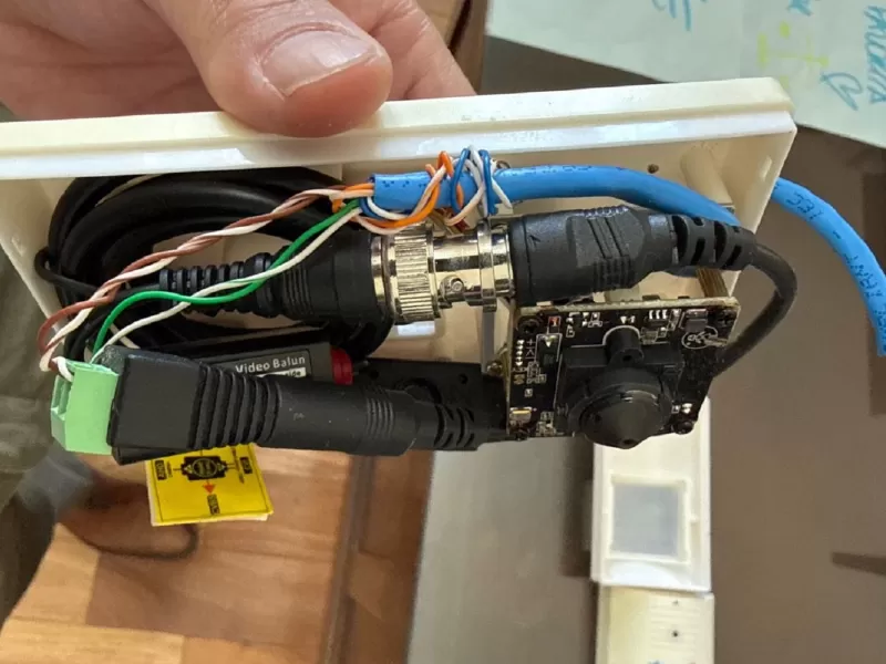 El Gobierno denunci&oacute; el hallazgo de dispositivos de espionaje en oficinas oficiales