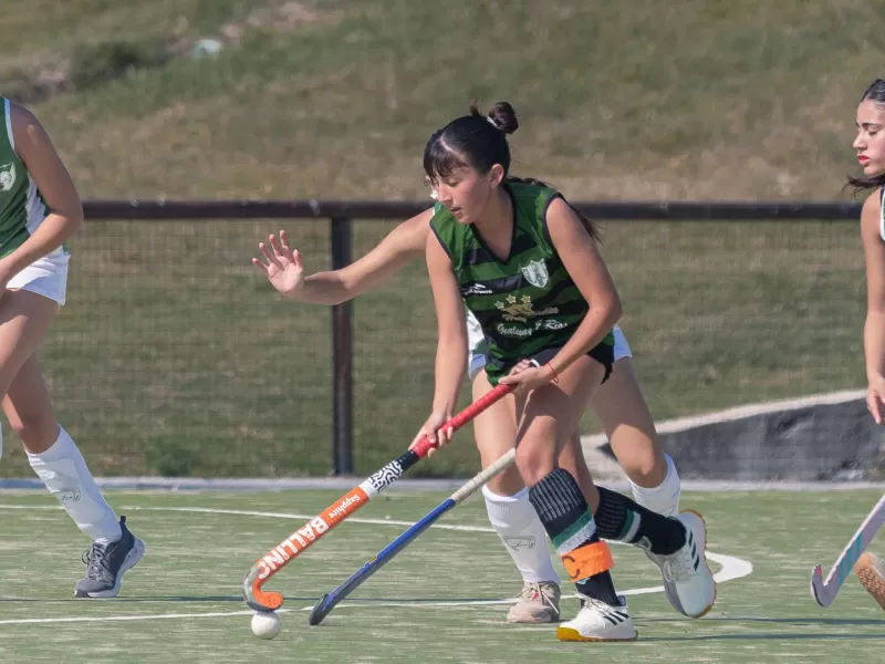 Gimena Adriel, la joven promesa del hockey entrerriano que busca cumplir un nuevo sueño