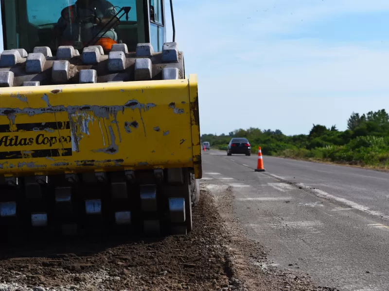 Avanza el Plan de Recuperación de rutas provinciales con obras en los departamentos Gualeguaychú, Uruguay e Islas del Ibicuy