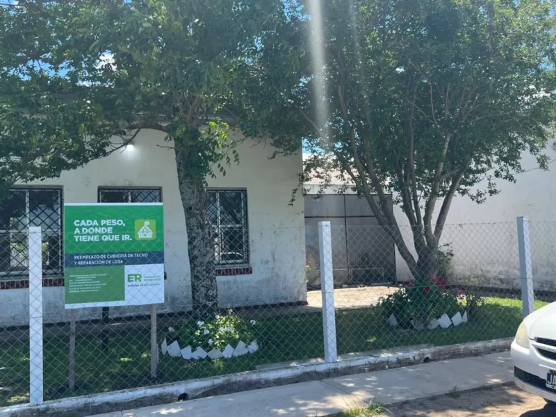 Ejecutan trabajos de infraestructura escolar en San Jaime de la Frontera