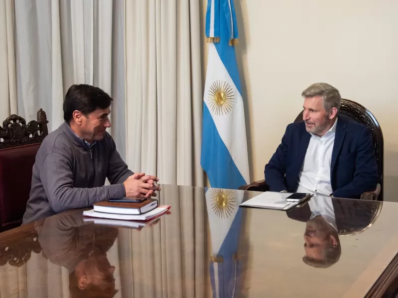 Frigerio y el intendente de Diamante repasaron proyectos de infraestructura para la ciudad