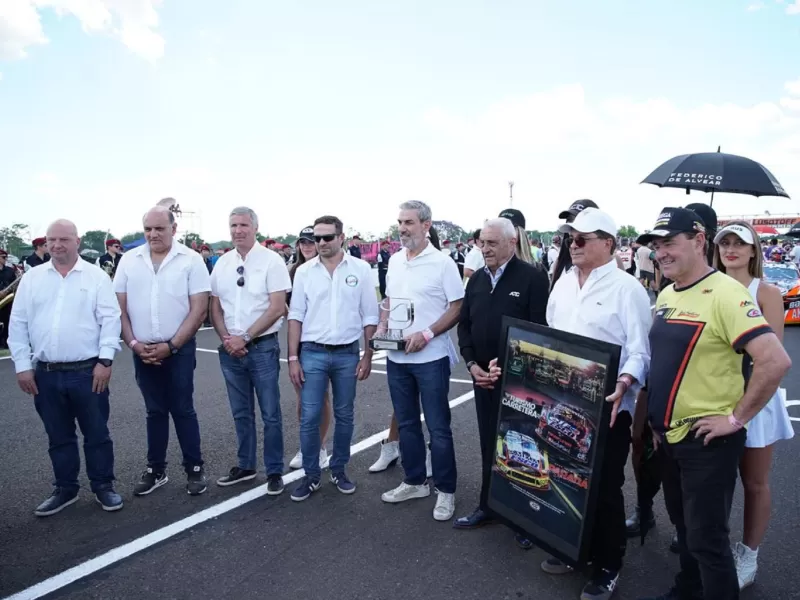 La Provincia acompañó la 13° fecha del Turismo Carretera en Paraná