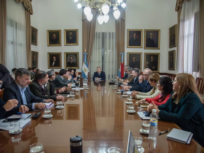 La Provincia apoya el ordenamiento de la empresa Tres Arroyos para preservar las fuentes de trabajo
