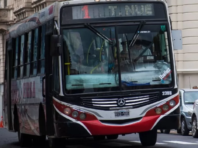 Conflicto con Buses Paraná: el paro por turnos podría seguir en forma indeterminada