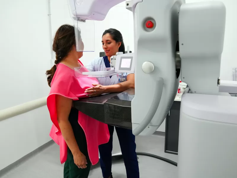 Salud refuerza la importancia de la detecci&oacute;n temprana del c&aacute;ncer de mama
