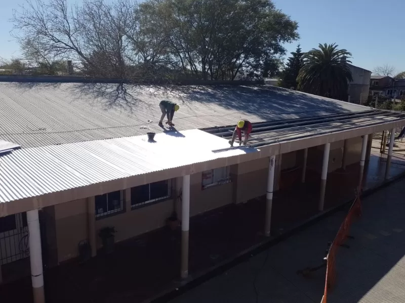 El Gobierno provincial destin&oacute; 60 mil millones de pesos en infraestructura escolar llegando a casi el 50 por ciento de las escuelas