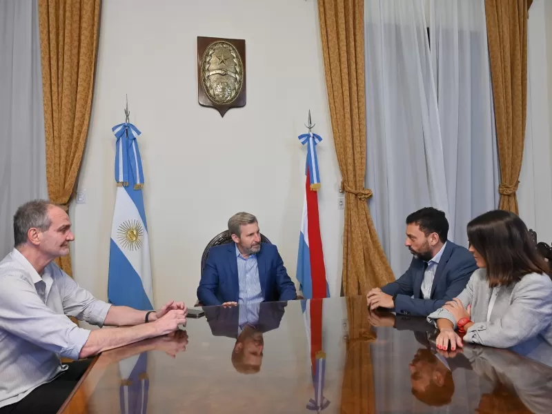 Frigerio recibió a las autoridades del club Patronato