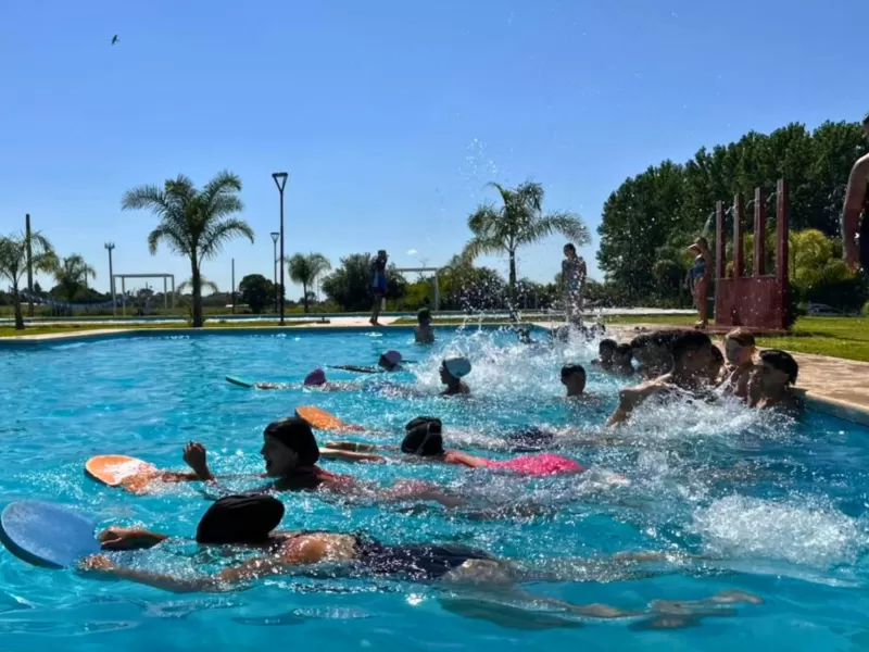Con un nuevo espacio en Paran&aacute;, contin&uacute;a la ampliaci&oacute;n de colonias de verano para adolescentes