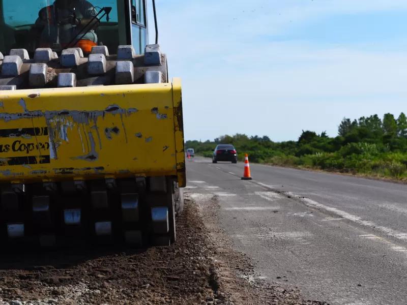 Avanza el Plan de Recuperación de rutas provinciales con obras en los departamentos Gualeguaychú, Uruguay e Islas del Ibicuy