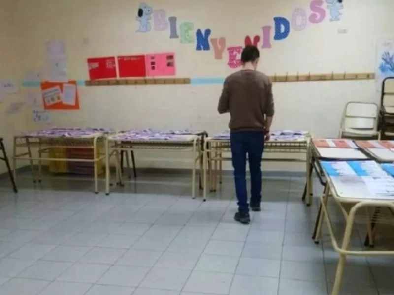 El CGE recordó que este lunes no habrá clases en escuelas que fueron sede de votación