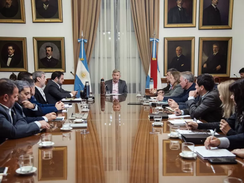 El gobernador Frigerio encabezó una nueva reunión de gabinete con eje en Salud, gestión y políticas sociales