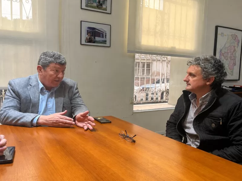 El IAPV y el municipio de Federaci&oacute;n analizaron pol&iacute;ticas habitacionales