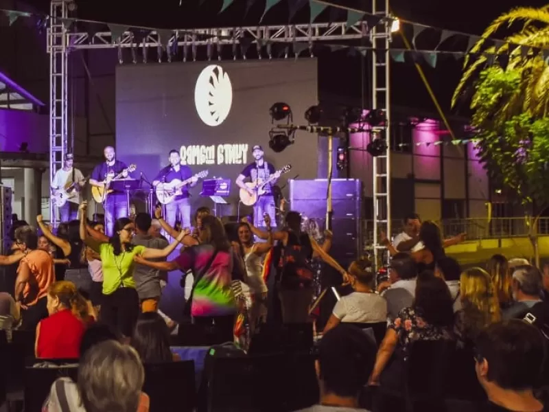 Comienza el ciclo “Modo Peña del verano” en inmediaciones de Sala Mayo de Paraná