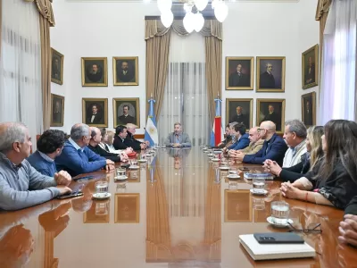 Frigerio encabez&oacute; un nuevo encuentro con gremios estatales para llegar a consensos sobre la Reforma Previsional