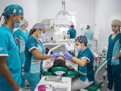 Jornada de salud bucal en Santa Elena brind&oacute; atenci&oacute;n a 400 personas