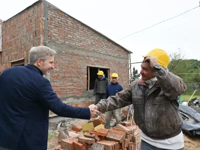 La Provincia realiza mejoras hist&oacute;ricas en un edificio escolar de cinco d&eacute;cadas de La Paz