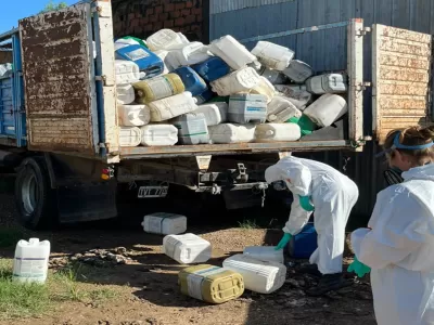 Clausura y multa millonaria por acopio ilegal de envases de fitosanitarios en Rosario del Tala