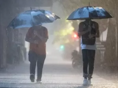 Renuevan alerta naranja por tormentas y vientos para este jueves
