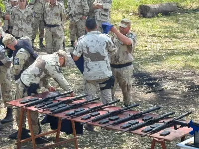 Refuerzan la capacidad operativa de la Policía con fusiles FAL