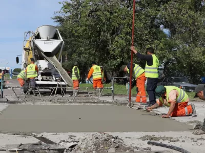 Realizan tareas de bacheo en los accesos al túnel subfluvial podrían ocasionar demoras en el tránsito